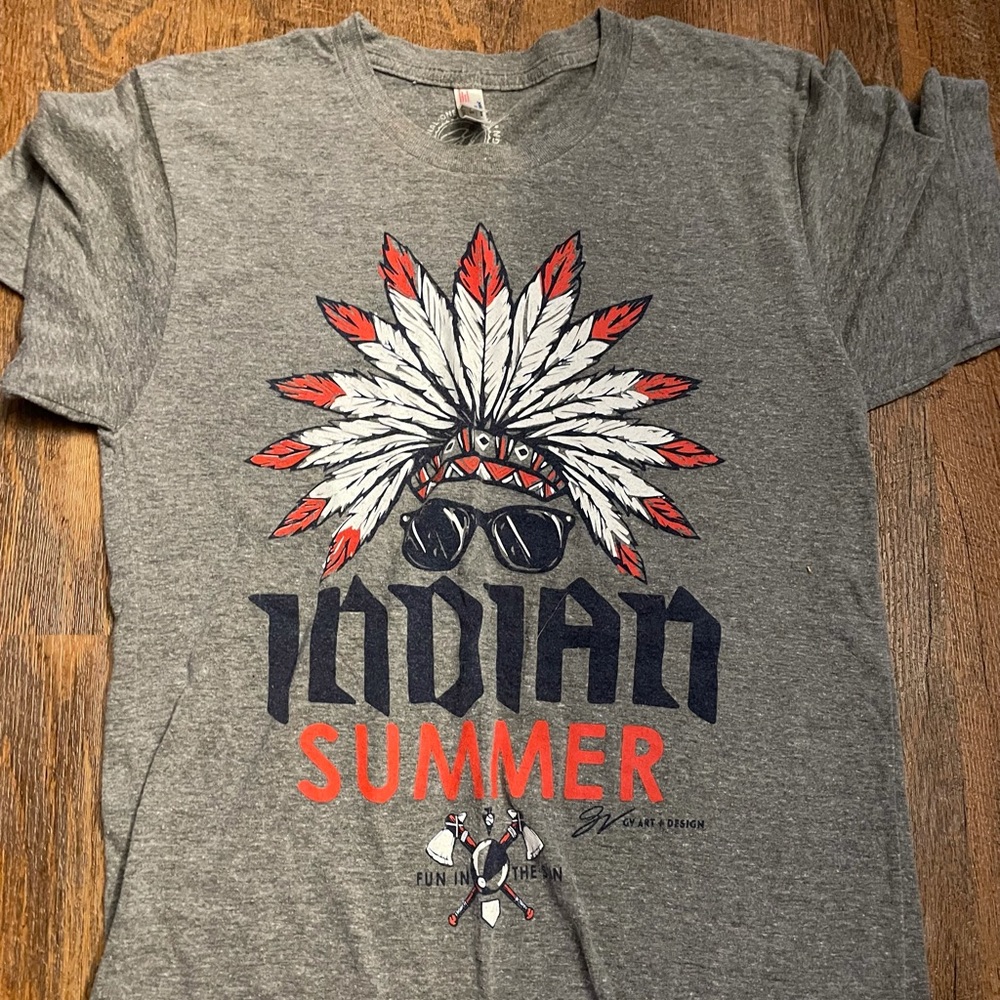 Cleveland Indians GV Design T Shirt